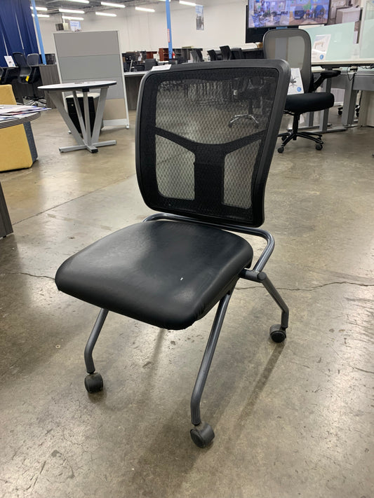 Pre Owned Cool Mesh Nesting Chair