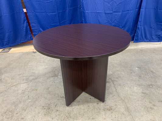 Pre Owned 36" Round Table