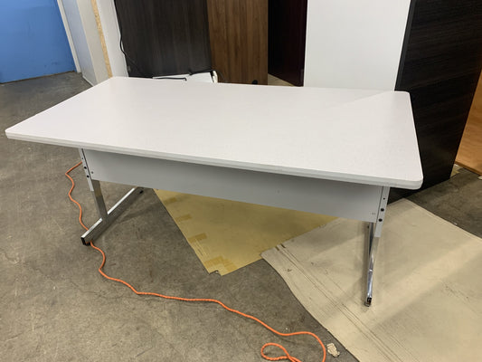 Pre Owned 60"X30" Training Table with Modesty Panel